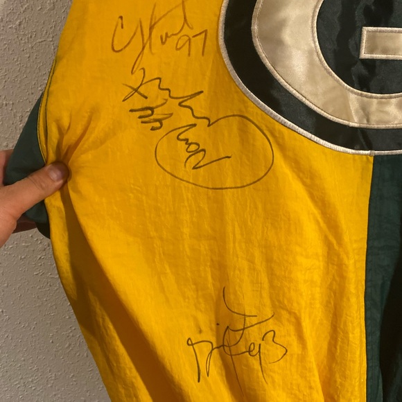 Vintage Starter Green Bay Packers jacket Signed by 4 Players - Picture 3 of 6
